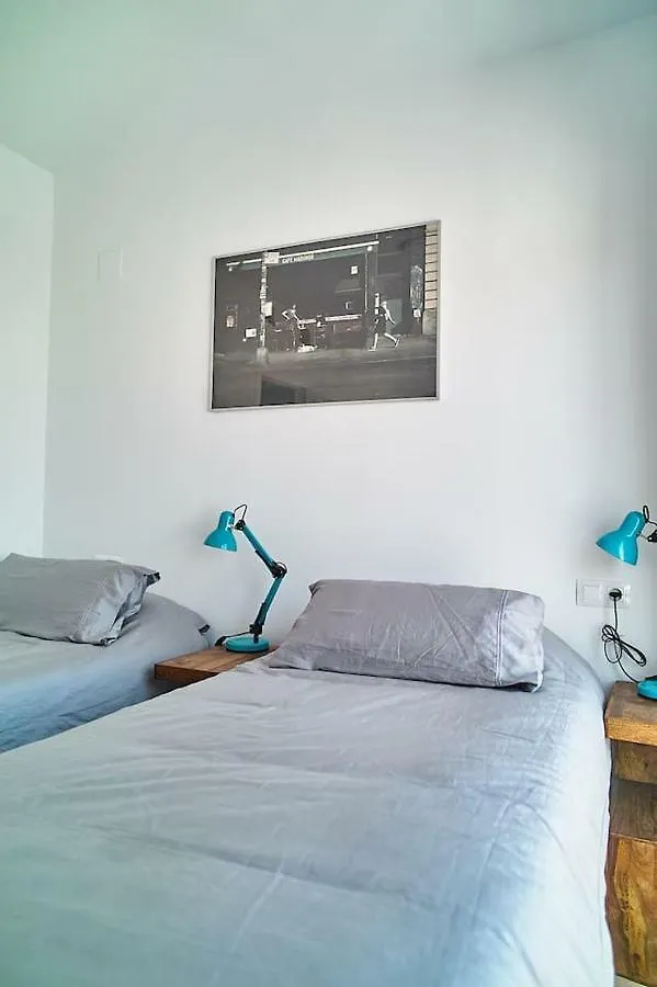 Fabulous Penthouse Downtown Tarifa, Maestro Apartments