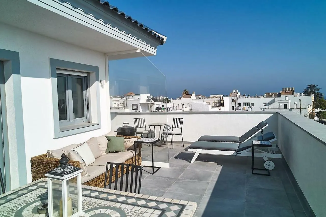 Fabulous Penthouse Downtown Tarifa, Maestro Apartments