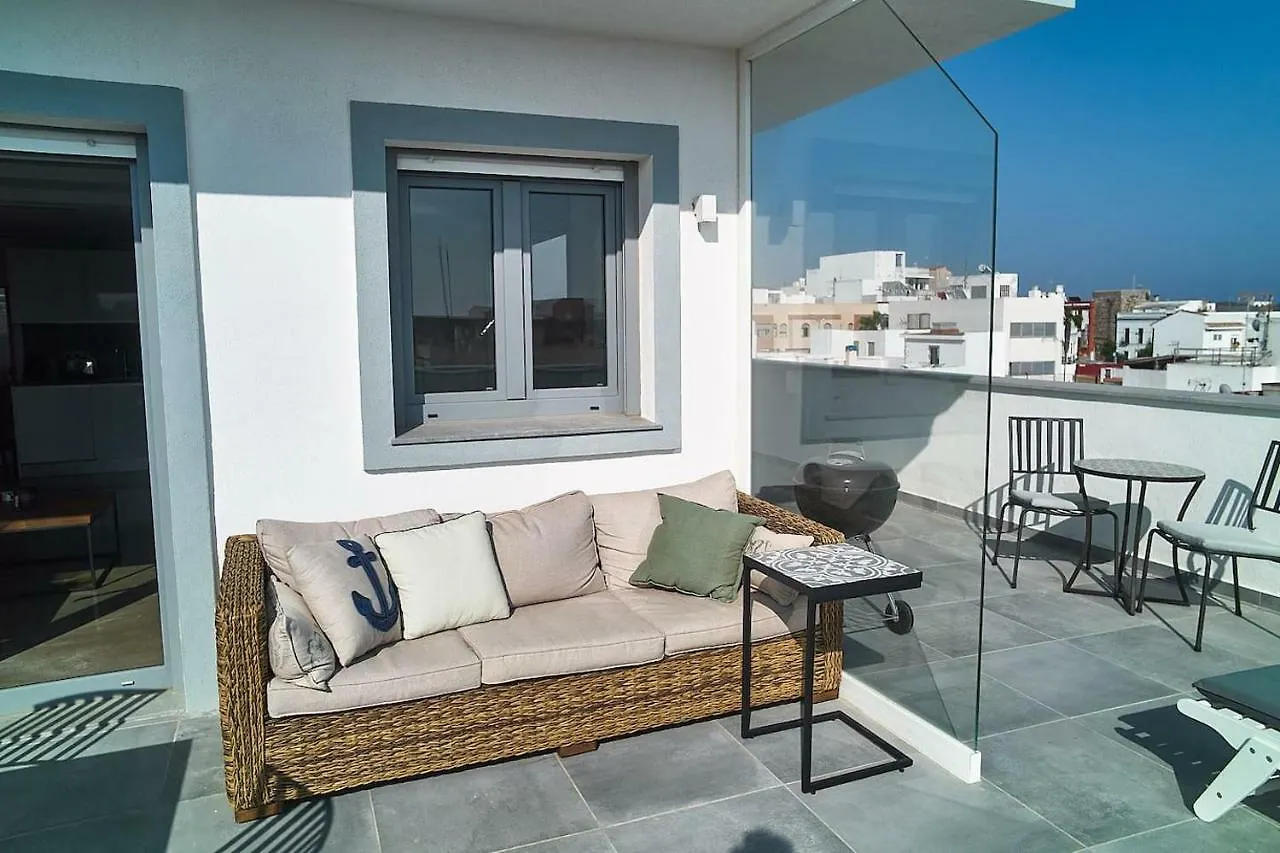 Fabulous Penthouse Downtown Tarifa, Maestro Apartments 0*, Tarifa
