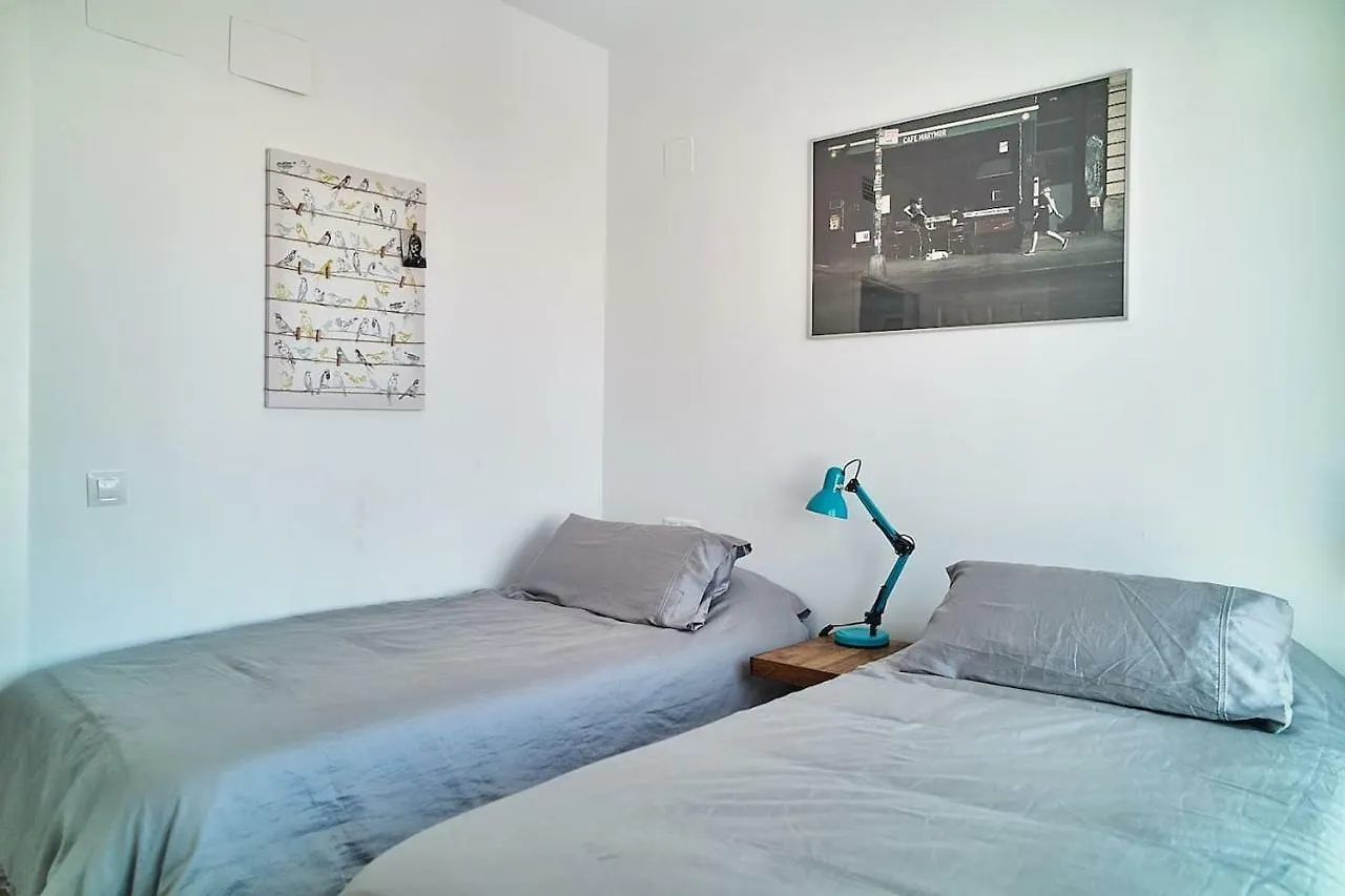 Fabulous Penthouse Downtown Tarifa, Maestro Apartments