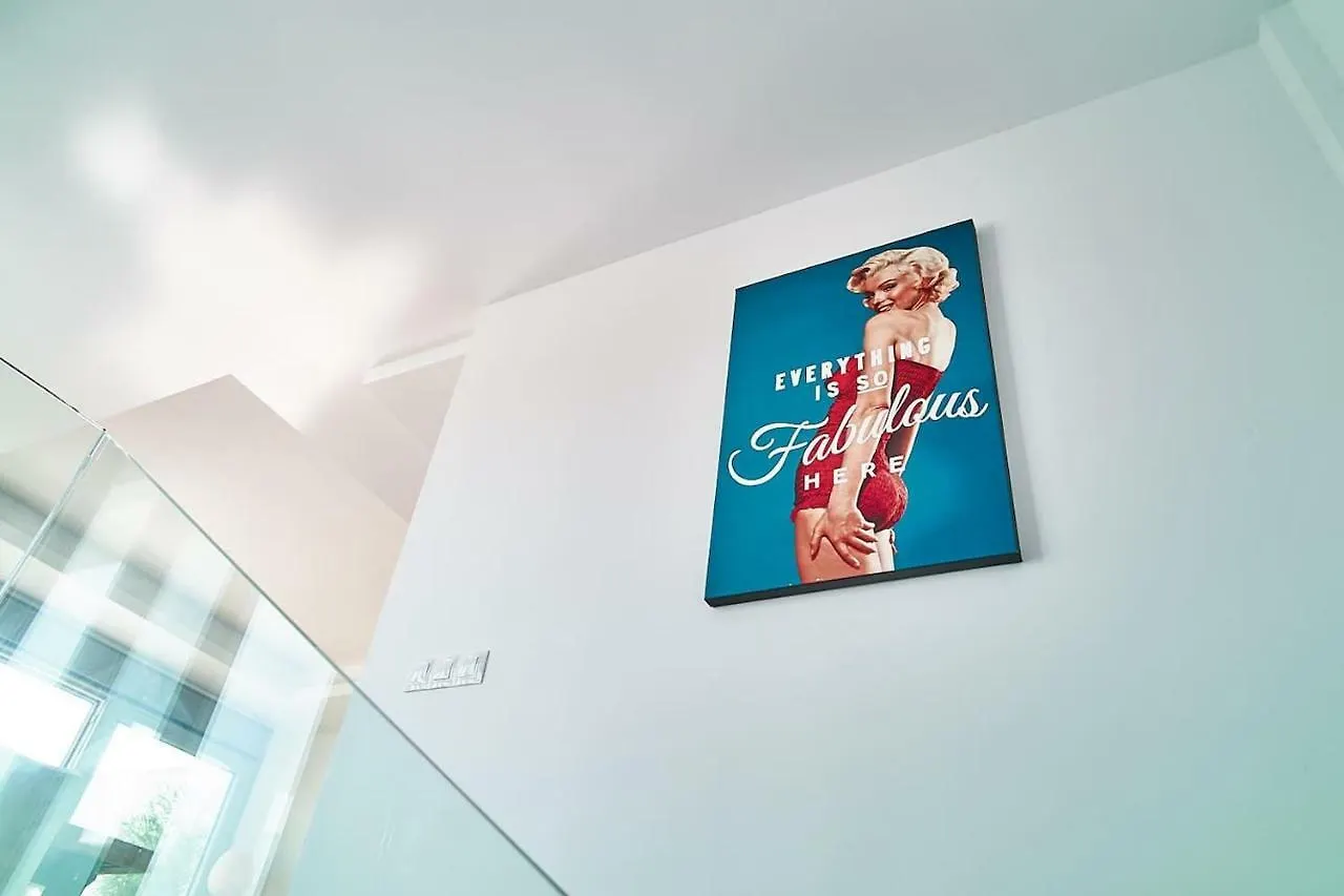 Fabulous Penthouse Downtown Tarifa, Maestro Apartments